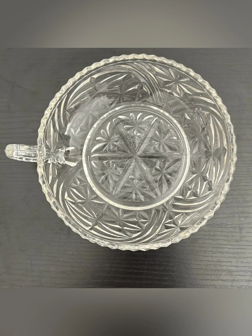 Champagne Color Anchor Hocking Thousand Line Stars & Bars VTG Nappy Bowl
